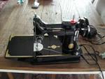 Singer Featherweight 221 K4