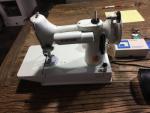 Witte Singer Featherweight 221K
